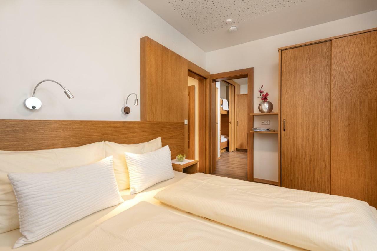באד הופגסטין Hotel Alpenhof - New Sauna Area מראה חיצוני תמונה