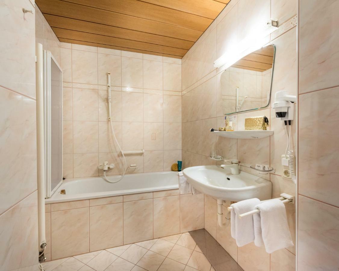 באד הופגסטין Hotel Alpenhof - New Sauna Area מראה חיצוני תמונה